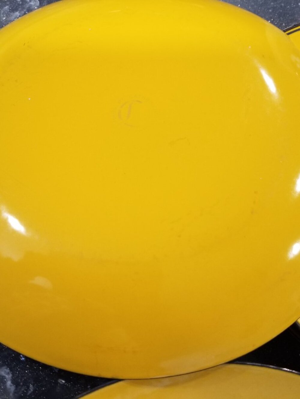Vintage Catherineholm Lotus Yellow Enamel Plates - Picture 4 of 5